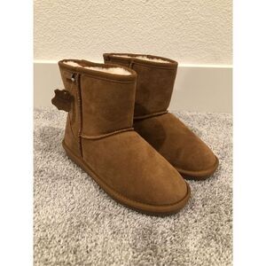 Minnetonka Chestnut Mini Sherling Boots Women’s Size 8